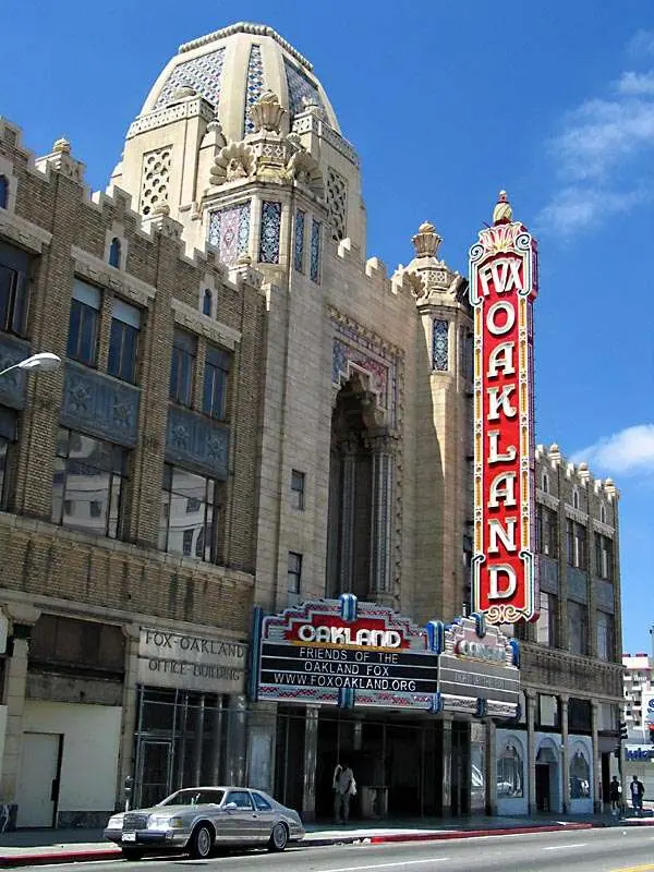 The Fox Oakland Theatre facade on Telegraph Avenue
