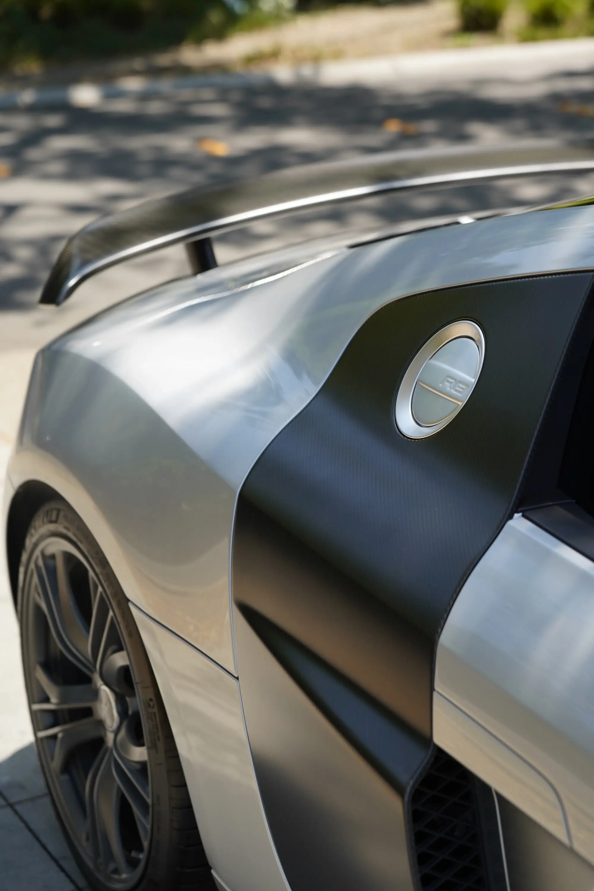 Audi R8 GT rear fender, wing, fuel cap