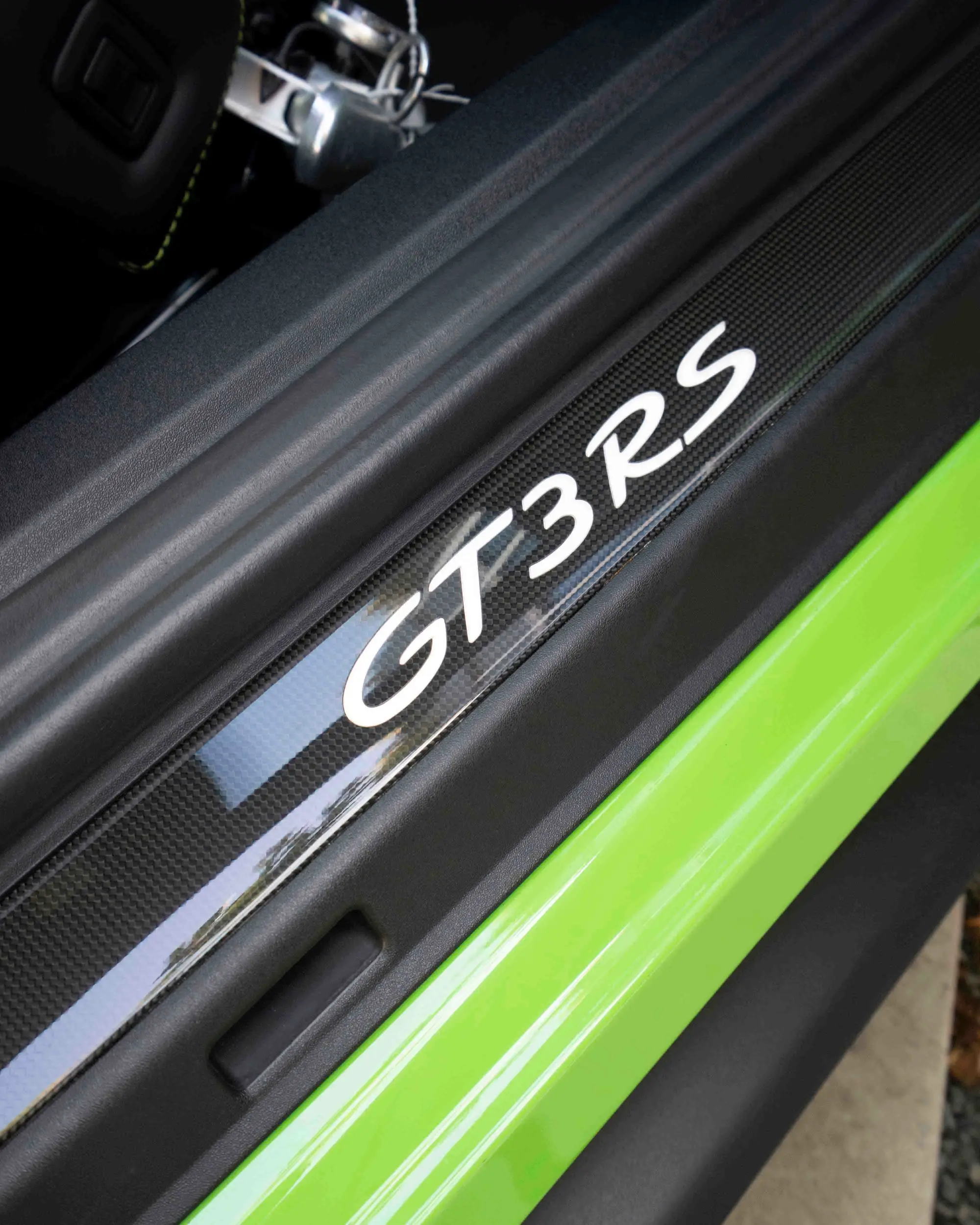 Porsche 911 GT3 RS door sill 'GT3RS' plaque
