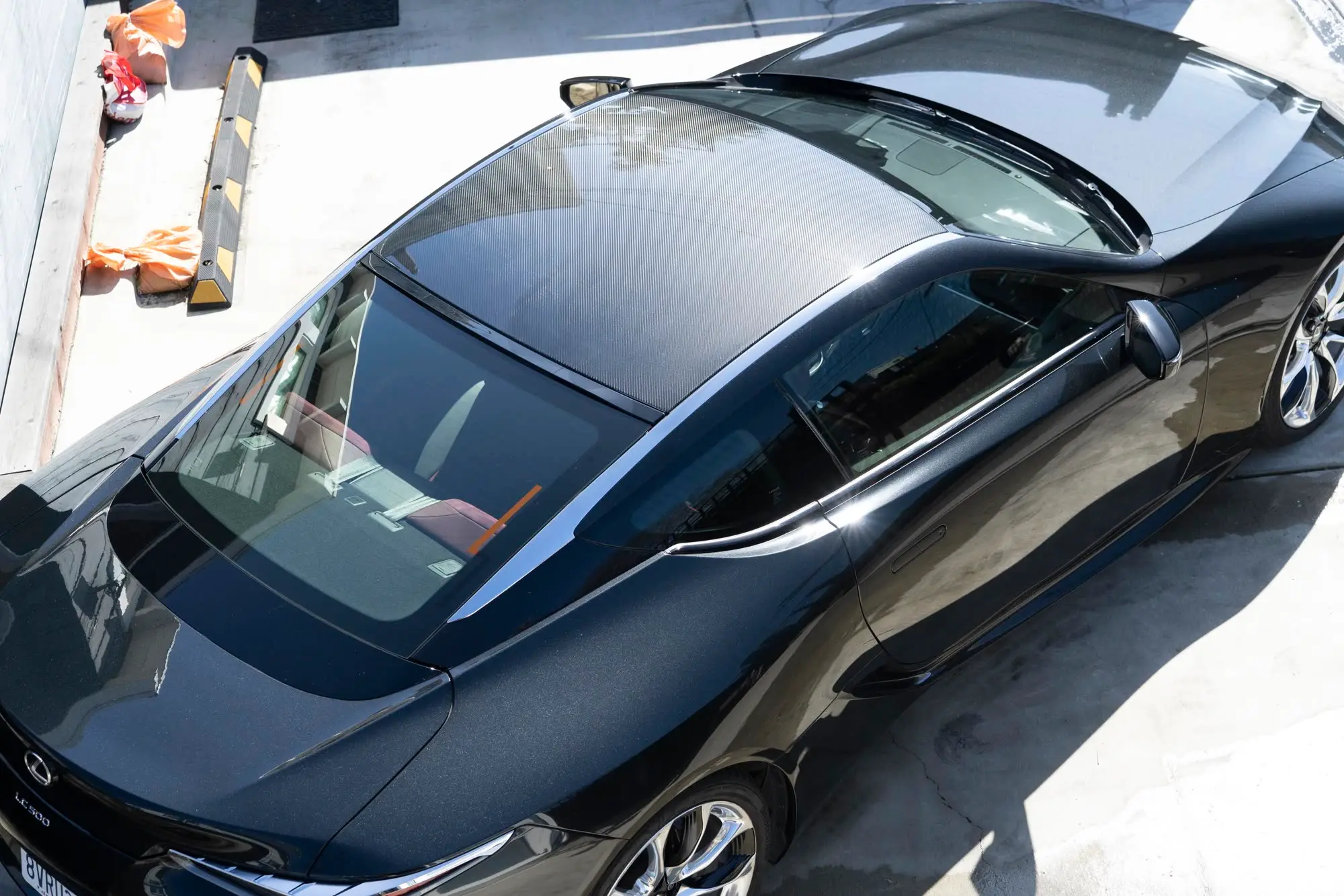 Lexus LC 500, Lexus LC500 top-down over carbon roof
