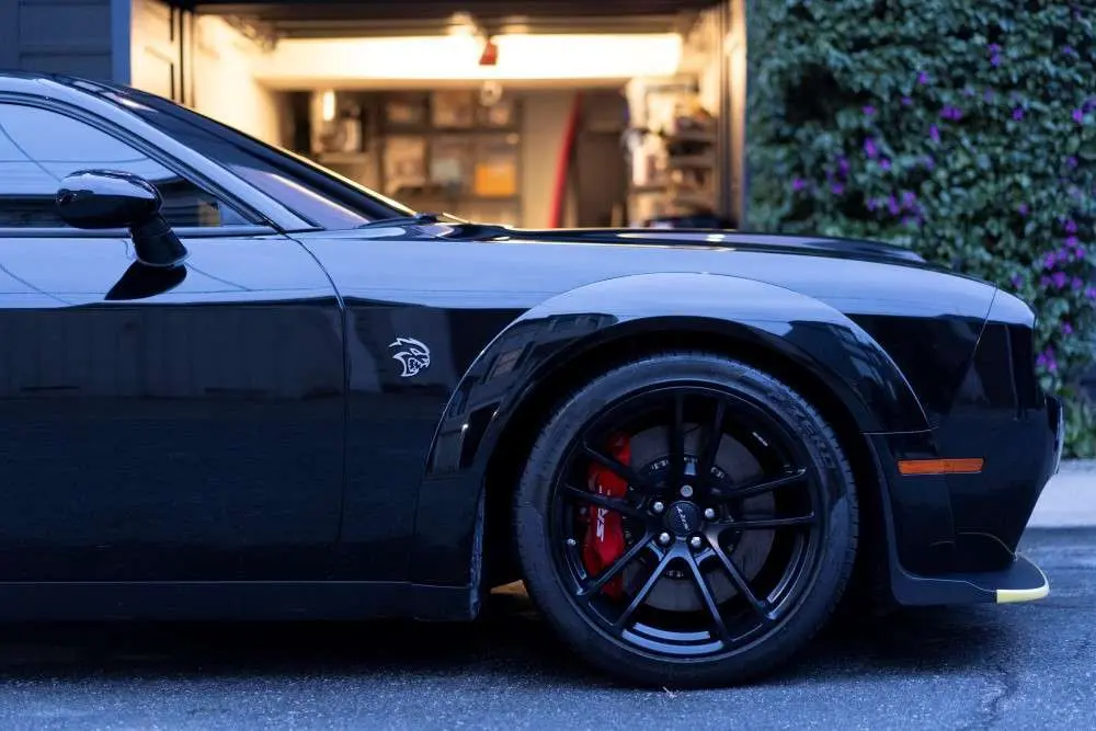 Ceramic coated paint with deep gloss