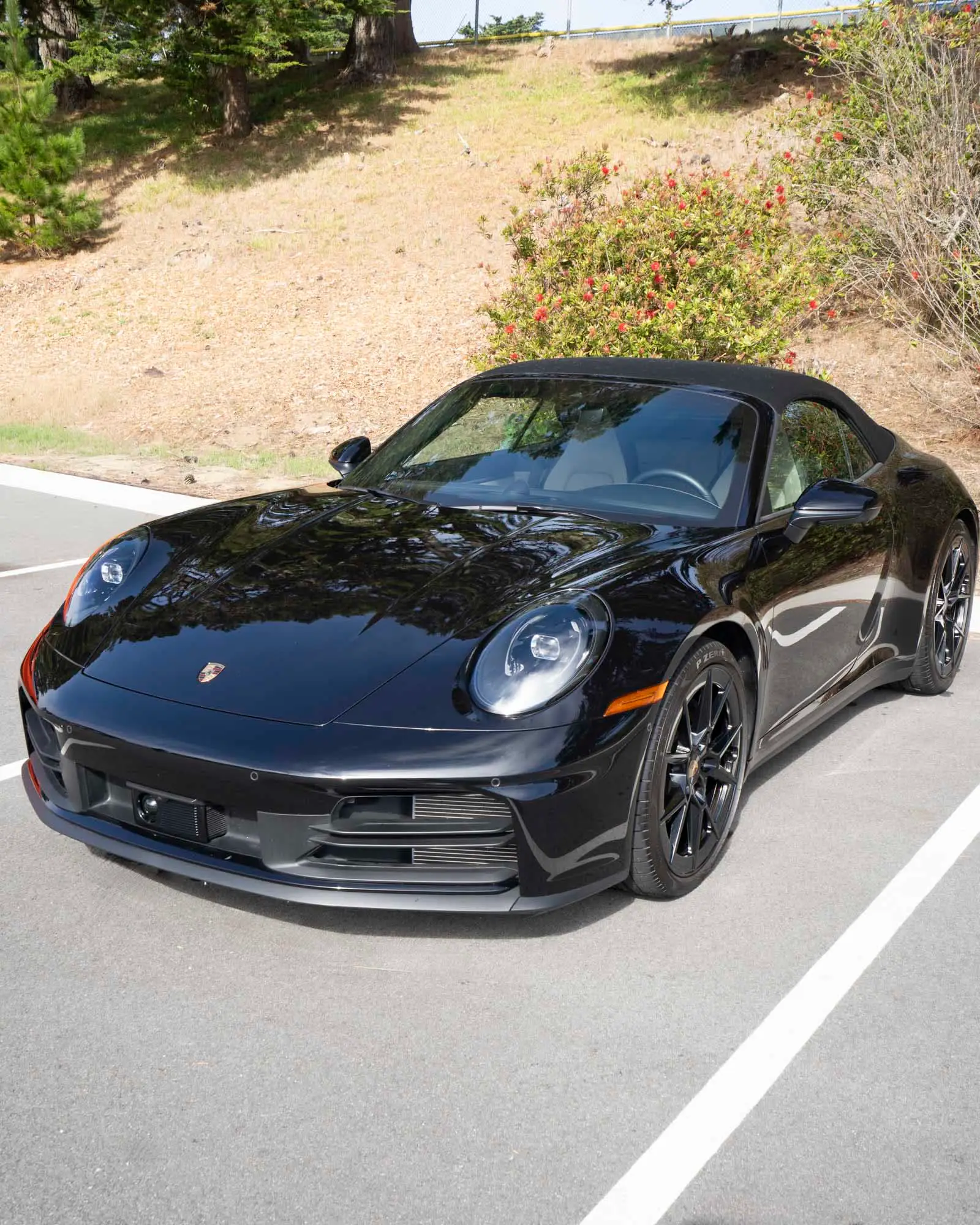 Porsche 911 Carrera Cabriolet front 3/4